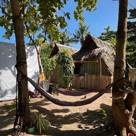 Hostel Tribal Huts Community Daanbantayan Exterior foto