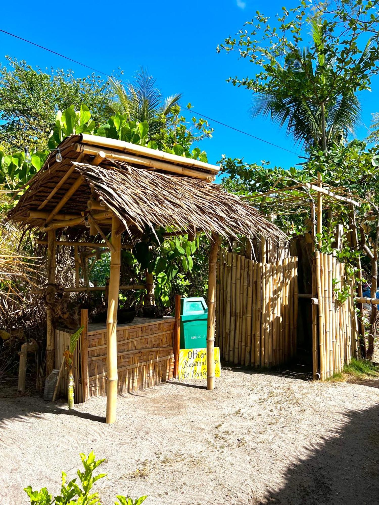 Hostel Tribal Huts Community Daanbantayan Exterior foto