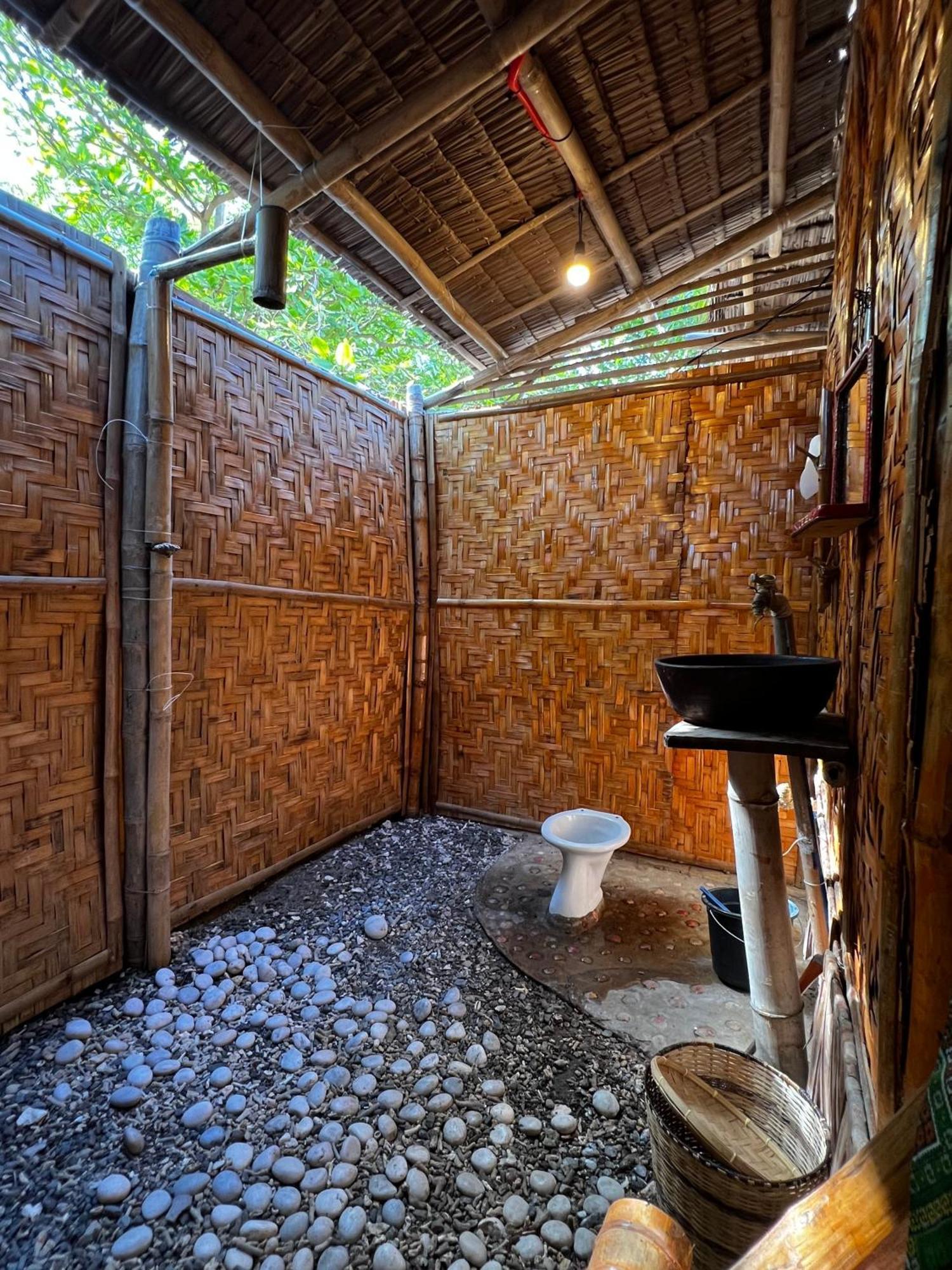 Hostel Tribal Huts Community Daanbantayan Zimmer foto